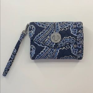 Vera Bradley Wallet/Wristlet